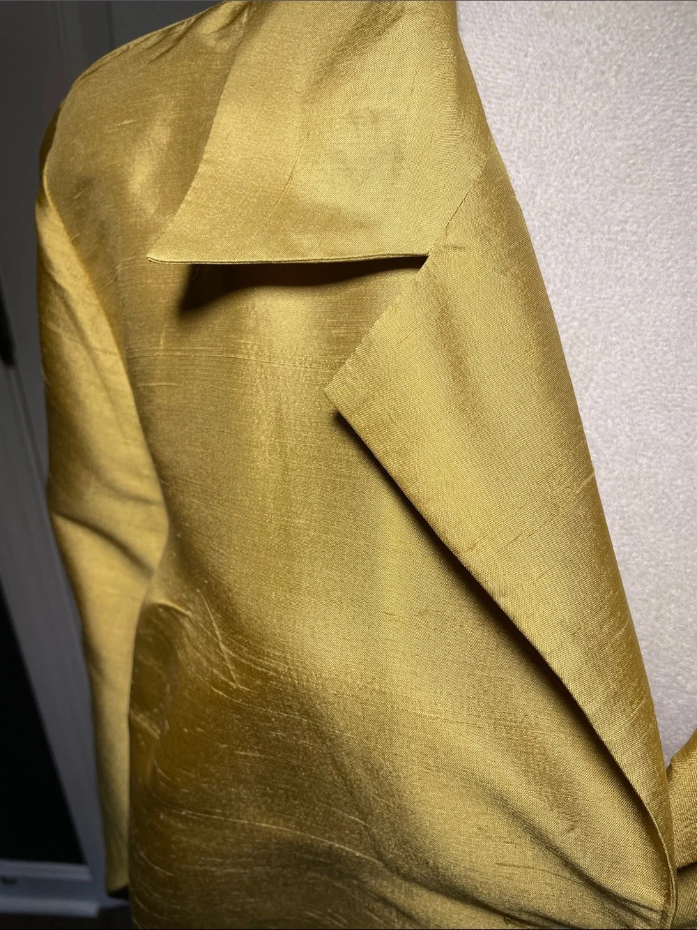 Vintage 90s Bloomingdale’s Gold Raw Silk Notch Lapel Shirt Jacket Blouse Sz 18W